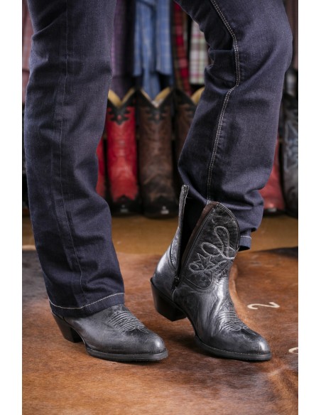 STELLA ZIP BLACK COWHIDE