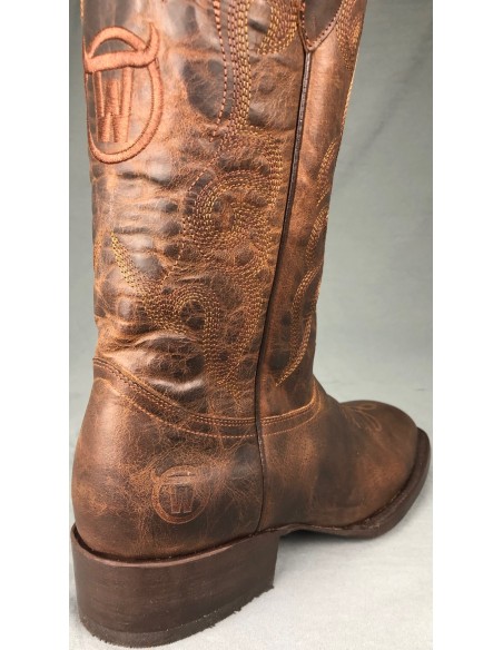 GENERAL CUSTER BLACK