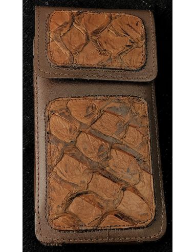 HOUSSE TELEPHONE UNIVERSELLE PIRARUCU MARRON