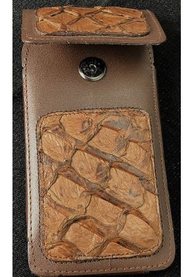 HOUSSE TELEPHONE UNIVERSELLE PIRARUCU MARRON 2