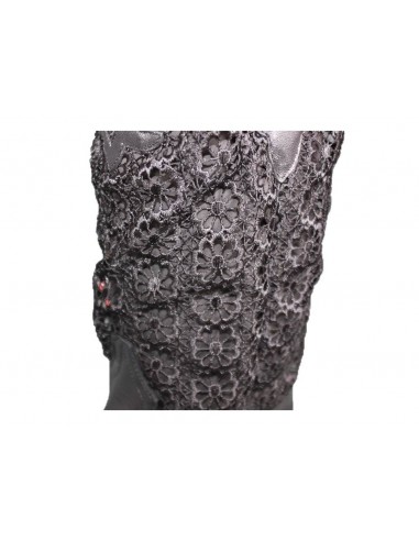 CHARMING BLACK BLACK LACE